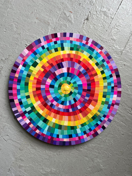 Large Rainbow Bullseye